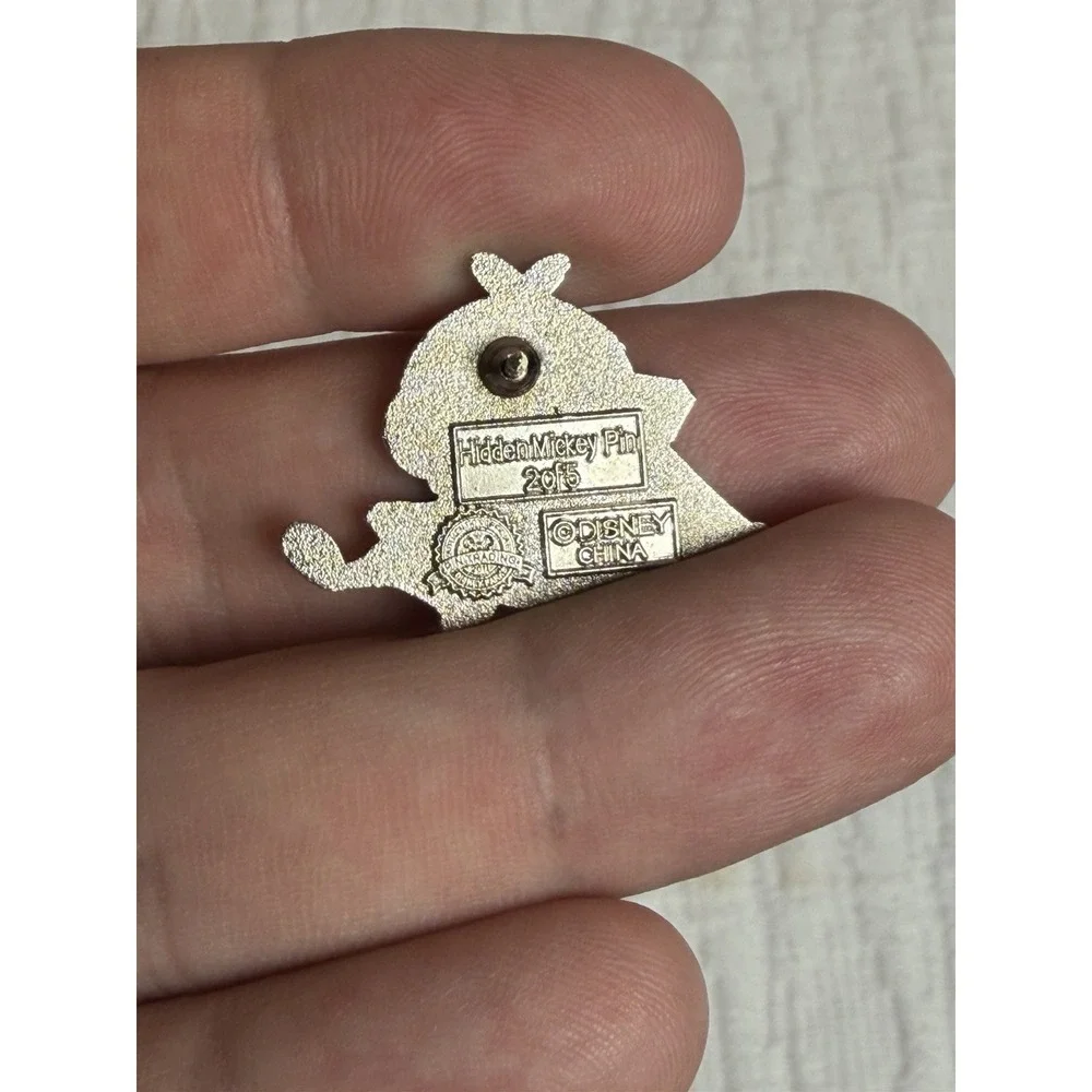 Disney Pin - 2011 Hidden Mickey Series - Orange Bird Collection Sunbathing